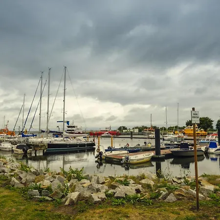 Vakantiehuis Ellomi - *