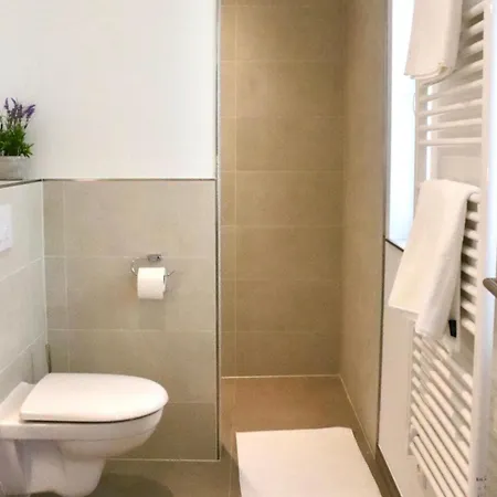 Ellomi - Vakantiehuis Klausdorf (Vorpommern-Rugen)