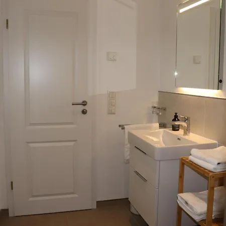 Ellomi - Klausdorf (Vorpommern-Rugen)